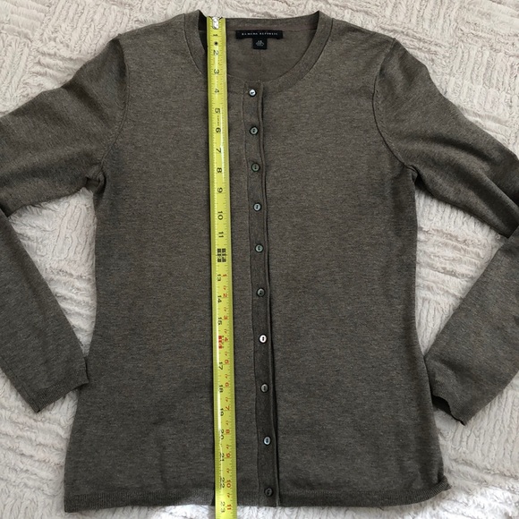 Banana Republic cardigan Size XS - Picture 14 of 16